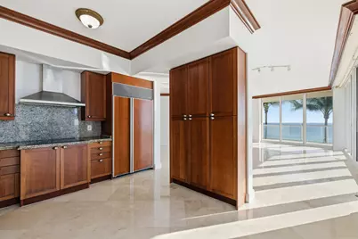 1063 Hillsboro Mile #301, Pompano Beach, FL 33062 - Photo 21