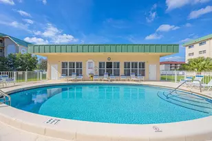 808 SE 7th St, Deerfield Beach, FL 33441 - Photo 17