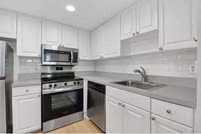 51 Flanders B, Delray Beach, FL 33484 - Photo 3