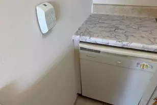 500 Village Green Cir W, Lake Worth Beach, FL 33461 - Photo 11