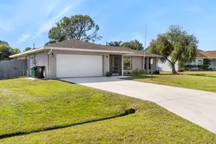 814 SE Starflower Ave, Port Saint Lucie, FL 34983 - Photo 25