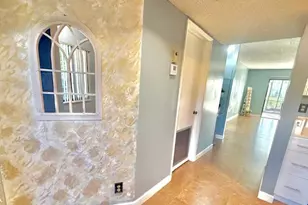 2202 S Cypress Bend Dr, Pompano Beach, FL 33069 - Photo 1