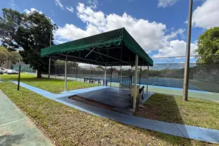 2202 S Cypress Bend Dr, Pompano Beach, FL 33069 - Photo 23