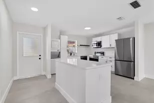 846 Salem Ln, Lake Worth, FL 33467 - Photo 9