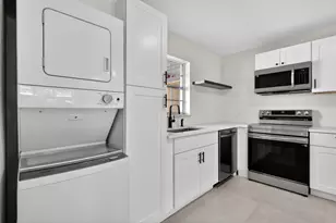 846 Salem Ln, Lake Worth, FL 33467 - Photo 7