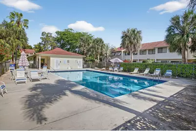 237 City View Drive #237, Fort Lauderdale, FL 33311 - Photo 35