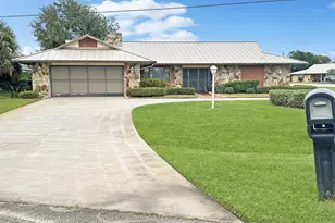 5506 Echo Pines Cir W, Fort Pierce, FL 34951 - Photo 3