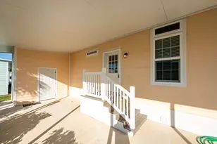 122 NE Bay Dr, Jensen Beach, FL 34957 - Photo 25