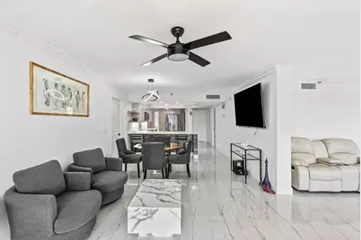 18 Royal Palm Way #109, Boca Raton, FL 33432 - Photo 13