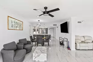 18 Royal Palm Way, Boca Raton, FL 33432 - Photo 13