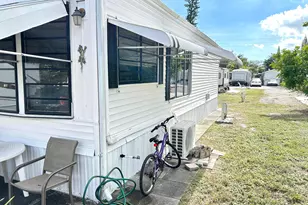 875 NE 48th St, Deerfield Beach, FL 33064 - Photo 21