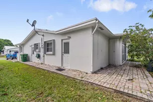 7110 NW 73rd Ave, Tamarac, FL 33321 - Photo 33