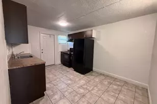 2840 Ave S A, West Palm Beach, FL 33404 - Photo 9