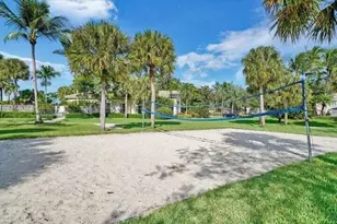 5219 Palmbrooke Cir, West Palm Beach, FL 33417 - Photo 5