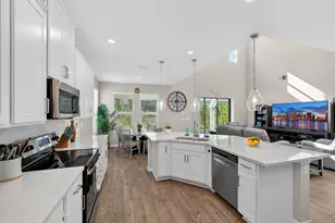 11912 SW Macelli Way, Port Saint Lucie, FL 34987 - Photo 9