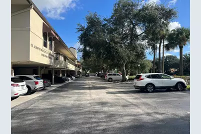 10625 N Military Trail #101, Palm Beach Gardens, FL 33410 - Photo 3