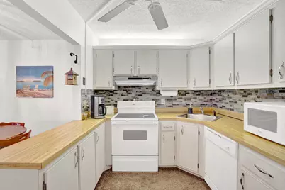 142 Lake Pine Circle #B-1, Greenacres, FL 33463 - Photo 11