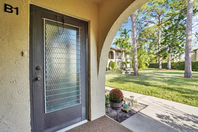 142 Lake Pine Circle #B-1, Greenacres, FL 33463 - Photo 3