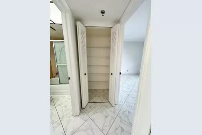 4700 Lucerne Lakes Boulevard W #407, Lake Worth, FL 33467 - Photo 11