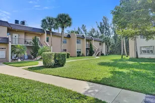 140 Lake Meryl Dr, West Palm Beach, FL 33411 - Photo 49