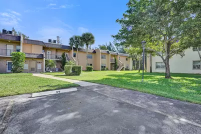 140 Lake Meryl Drive #140, West Palm Beach, FL 33411 - Photo 39
