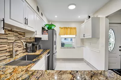140 Lake Meryl Drive #140, West Palm Beach, FL 33411 - Photo 7