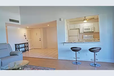 2601 Boundbrook Boulevard #206, Palm Springs, FL 33406 - Photo 7