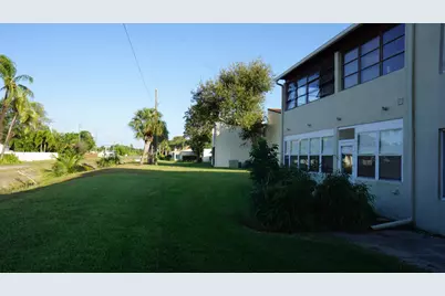 2601 Boundbrook Boulevard #206, Palm Springs, FL 33406 - Photo 5