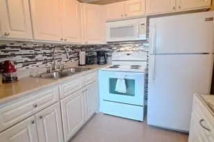 125 Norwich F, West Palm Beach, FL 33417 - Photo 1