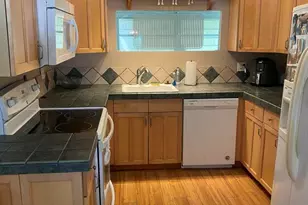 17 Madrid Ln, Port Saint Lucie, FL 34952 - Photo 3