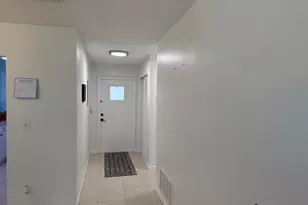 300 SW Golfview Terrace, Boynton Beach, FL 33426 - Photo 3