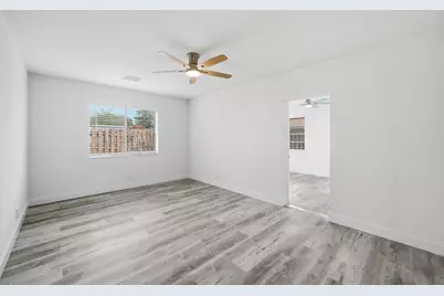 905 NW 22nd Avenue, Delray Beach, FL 33445 - Photo 25