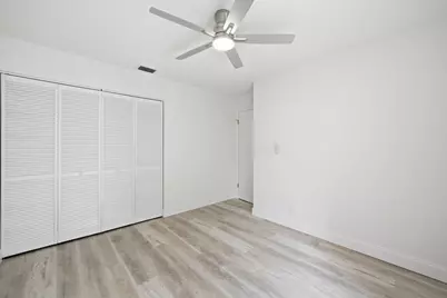 905 NW 22nd Avenue, Delray Beach, FL 33445 - Photo 15