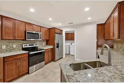 35 S Alhambra Lane, Port Saint Lucie, FL 34952 - Photo 9