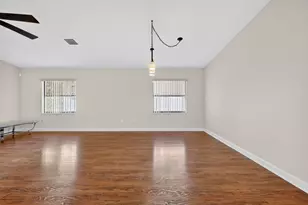 35 S Alhambra Ln, Port Saint Lucie, FL 34952 - Photo 17