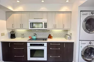 318 NE Golfview Circle, Stuart, FL 34996 - Photo 19