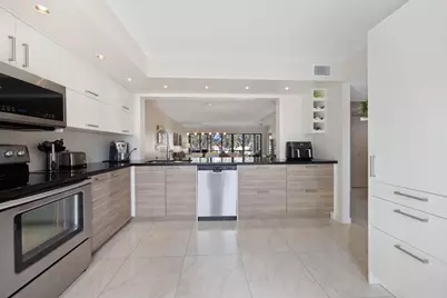 5659 Fairway Park Drive #203, Boynton Beach, FL 33437 - Photo 7