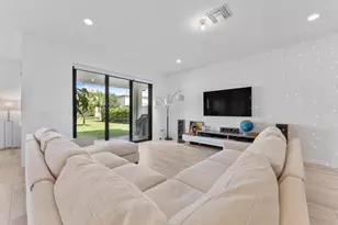 4757 Roldan Ct, Lake Worth, FL 33467 - Photo 9