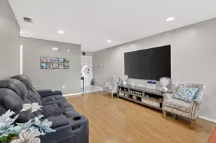 9232 NW 55th St, Sunrise, FL 33351 - Photo 7