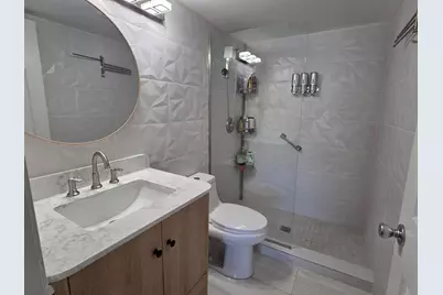 1115 Green Pine Boulevard #D2, West Palm Beach, FL 33409 - Photo 23