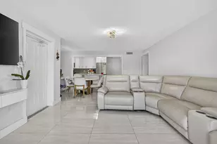 1115 Green Pine Blvd, West Palm Beach, FL 33409 - Photo 5