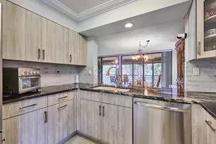 11262 Green Lake Dr, Boynton Beach, FL 33437 - Photo 5