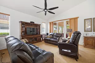 11200 SW Birch Tree Cir, Port Saint Lucie, FL 34987 - Photo 11