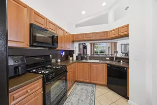 11200 SW Birch Tree Cir, Port Saint Lucie, FL 34987 - Photo 3