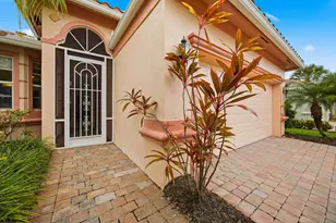 11200 SW Birch Tree Cir, Port Saint Lucie, FL 34987 - Photo 1
