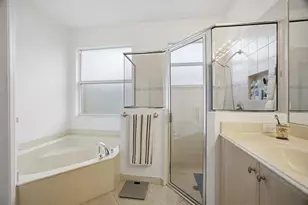 11200 SW Birch Tree Cir, Port Saint Lucie, FL 34987 - Photo 15