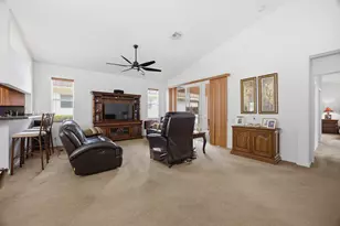 11200 SW Birch Tree Cir, Port Saint Lucie, FL 34987 - Photo 9