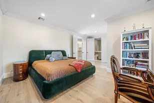 398 NE 7th St, Boca Raton, FL 33432 - Photo 51