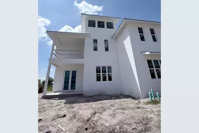 155 Kings Lane, Fort Pierce, FL 34950 - Photo 1