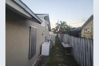 1197 SW Heather Street, Port Saint Lucie, FL 34953 - Photo 21